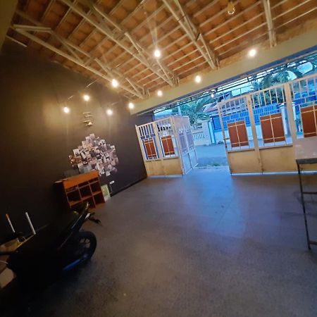 999 Khs 2 Homestay Gilimanuk Exterior foto