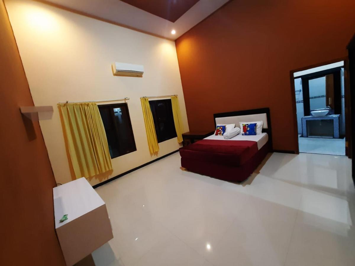 999 Khs 2 Homestay Gilimanuk Exterior foto