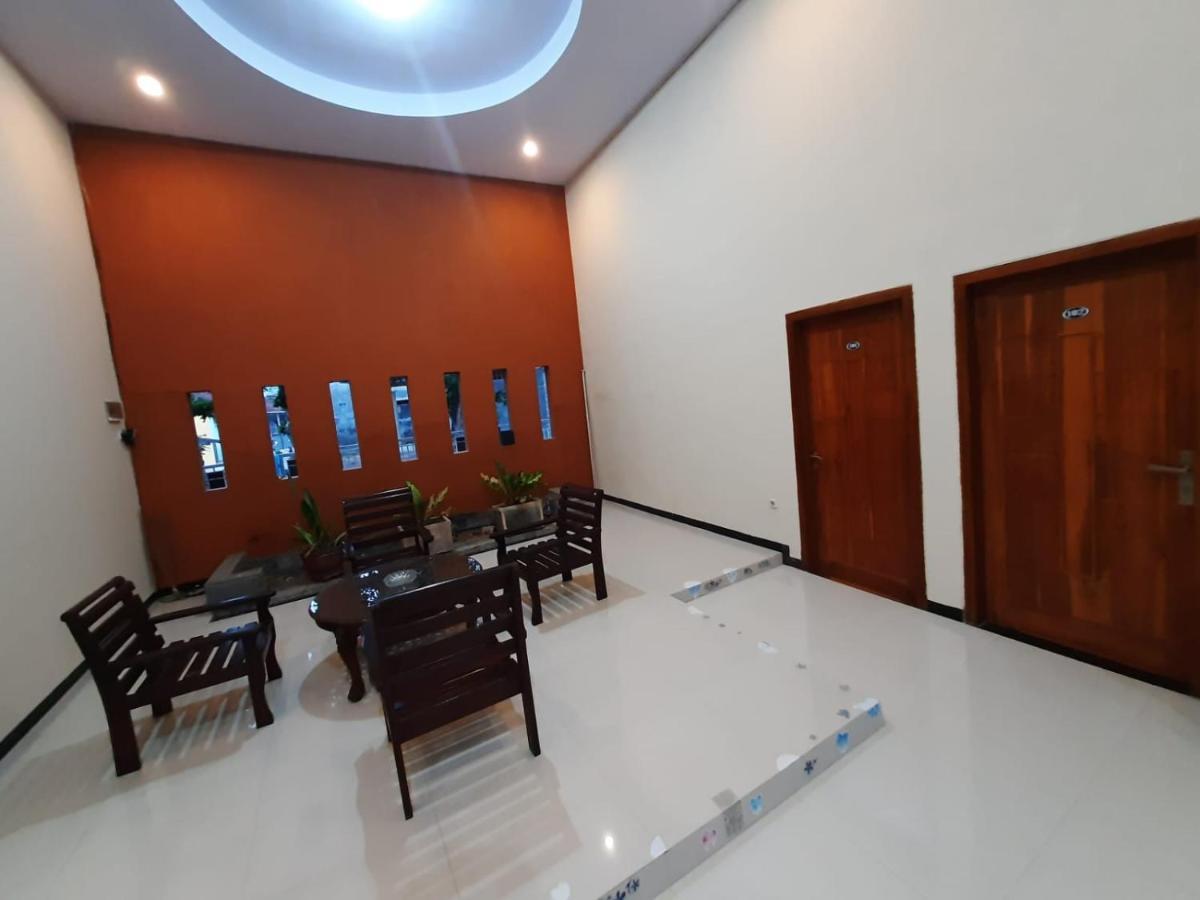 999 Khs 2 Homestay Gilimanuk Exterior foto