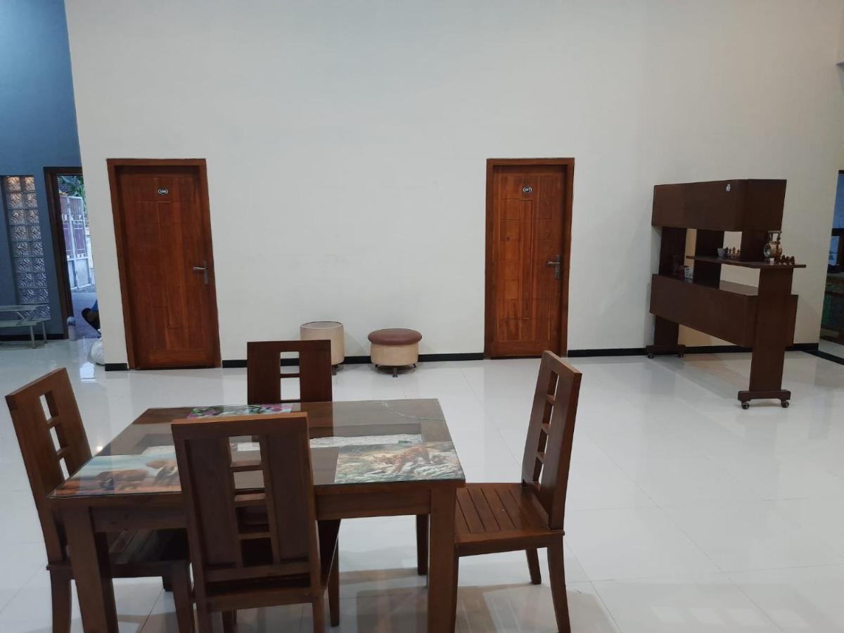 999 Khs 2 Homestay Gilimanuk Exterior foto
