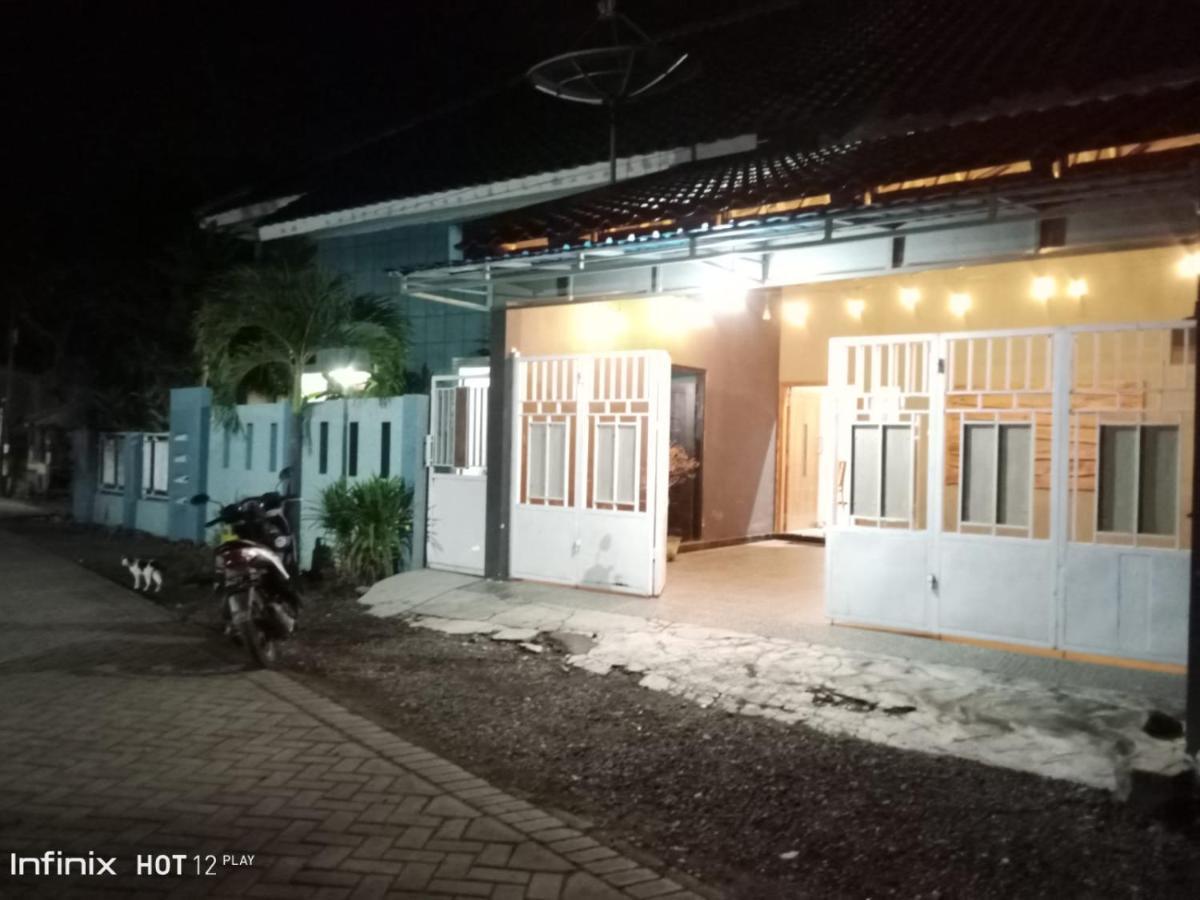 999 Khs 2 Homestay Gilimanuk Exterior foto