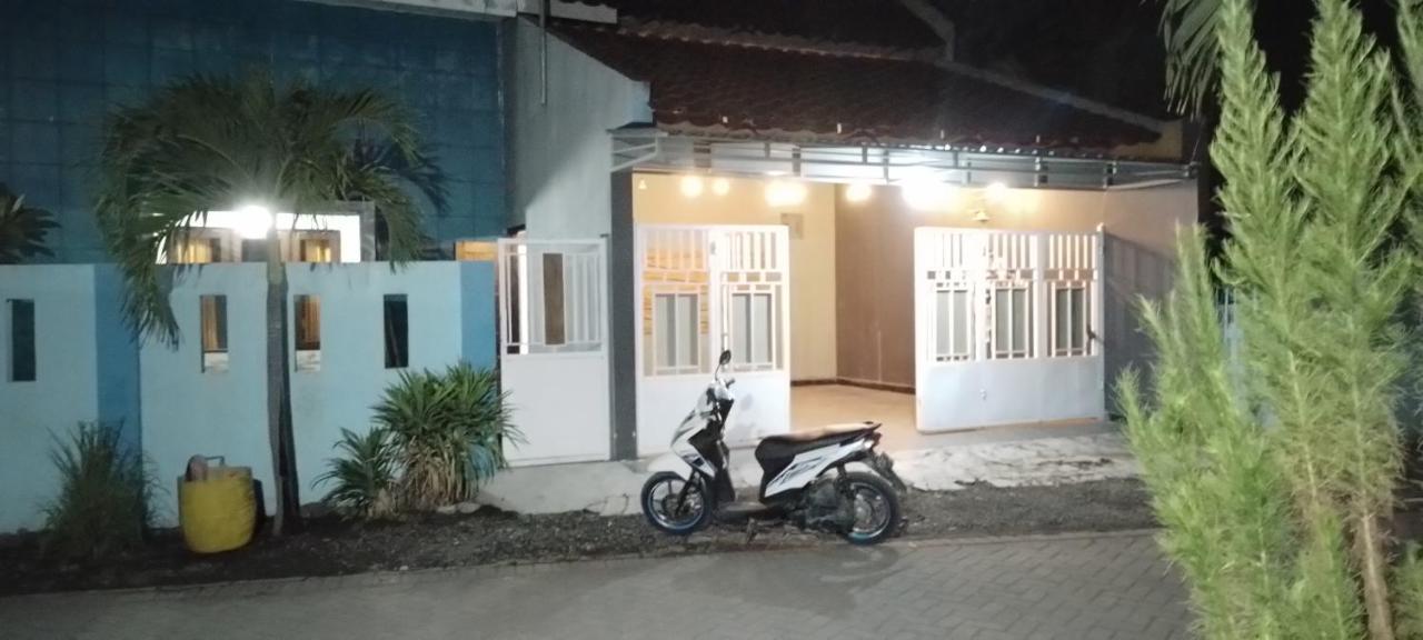 999 Khs 2 Homestay Gilimanuk Exterior foto